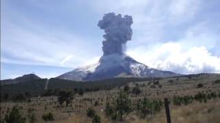 Impresionante video del popocatepetl rugido [upl. by Gnet]