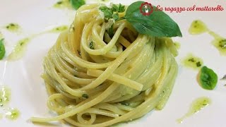 Pasta al pesto genovés  La receta original italiana paso a paso [upl. by Aidahs372]