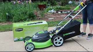 🌍 GreenWorks 25022 12 Amp Corded 20Inch Electric Lawn Mower Review 👈 [upl. by Assed]