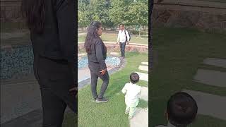 d park ka najara or looking 🤔 trending comedyfilms funnycomedy [upl. by Cutcheon289]