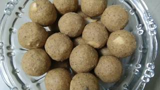 உளுந்து உருண்டைUlundhu urundai recipe in tamilUlundhu laddu Urad dal ladduகருப்பு உளுந்து லட்டு [upl. by Nauh]