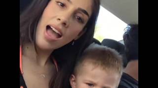 Sandra Echeverría canta con su bebe cancion de Barney [upl. by Lapotin380]