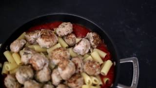 Le Creuset Rigatoni amp Meatballs  Everten [upl. by Keane]