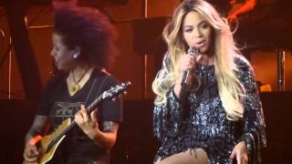 Beyoncé Irreplaceable Spanglish version live Barcelona [upl. by Sulecram84]