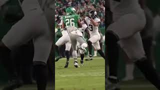 Saquon Barkley Hurdle nfl football eagles saquonbarkley [upl. by Biddle]