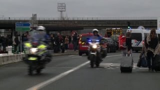 Homme abattu à Orly le trafic est interrompu [upl. by Shamrao]