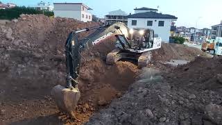 Hidromek 300LC Hafriyatı Yana Çıkartıyor  HMK 30 Tonnes Excavator [upl. by Arahset679]