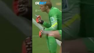 🤯😱ЗАКУRИЛ ВО ВРЕМЯ МАТЧА футбол football спорт ronaldo [upl. by Fielding]