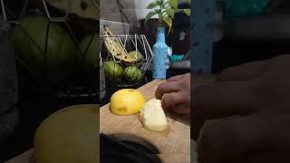 yellowapplefruitsfruitfruitcuttingfruitsaladfruitcarvingfruitchaatyoutubeytshortsshorts [upl. by Evette]