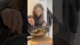 Potimarron rôti roast roastedvegetables roastedcashews squash squashrecipe recettevegan food [upl. by Alie]