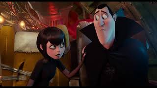 Hotel Transylvania 3  Benvenuti a bordo della Gremlin Air  Dal 22 agosto al cinema [upl. by Cailly670]