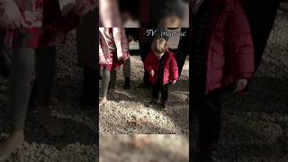 The Pritchetts travel to a cabin to enjoy Christmas Snow no thats a leaf  modernfamily s07e09 [upl. by Arodaeht]