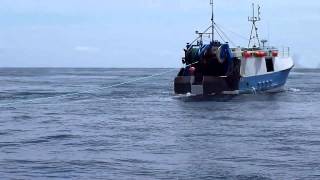 Trawler loses its net on reef 18th July 2015 [upl. by Ardnatal]