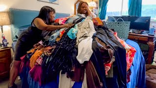 CLOTHING DECLUTTER amp TRYING A CAPSULE WARDROBE Decluttering my sisters closet Ep 7 [upl. by Alleyn]