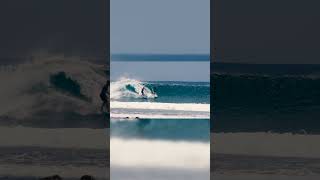 SURFER Vs SURFER On One Wave [upl. by Tyre]