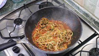 spaghetti di zucchine al pomodoro [upl. by Godfrey]