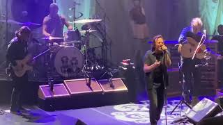 Eddie Vedder  The Earthlings  Beacon Theatre  2422  The Dark Live NYC 2022 [upl. by Tapes]