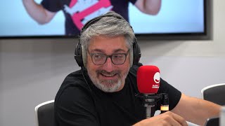 Rádio Comercial  O que é aquilo na boca do gato Ah é uma ilha paradisíaca [upl. by Papst]