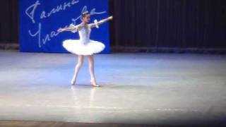 Gamzatti variation from quotLa Bayaderequot 14 years old Russian ballerina [upl. by Gagnon]