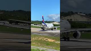 Airbus A321 da LATAM Brasil decolando da cabeceira 18 de Recife  Matrícula PTMXD [upl. by Eyssej]