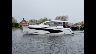 Sealine C335 for sale at Norfolk Yacht Agency [upl. by Sacttler]