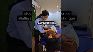 🤯 Shoulder Internal Rotation  Mulligan Mobilization Technique physiotherapy mobilization [upl. by Inaniel524]