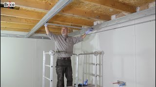 Installer un plafond suspendu avec une ossature facile à poser Tuto brico avec Robert [upl. by Pasia]