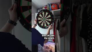 Changing dartboard Winmau blade 6 triple core carbon [upl. by Nylteak]