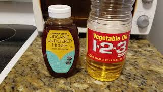 How to keep honey from crystallizing and clumping up [upl. by Tanhya]