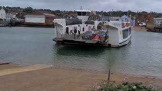 Does the CowesEast Cowes Floating bridge ever run [upl. by Eugnimod508]