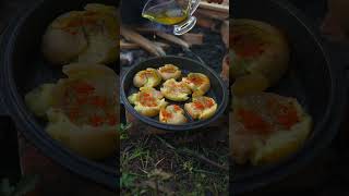 Cartofi zdrobiti outdoorcooking [upl. by Aicile]