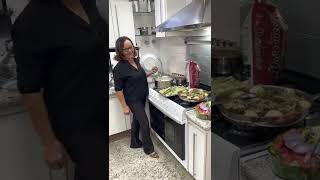 Arroz soltinho Vasconcelos feijão desmanchando batata temperada e carne de panela com ovos [upl. by Nager]