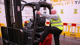 How to mount a counterbalance forklift truck correctly [upl. by Yllah]