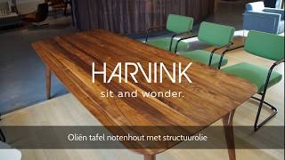 Houten tafel in de olie zetten  onderhoud houten tafel [upl. by Yhtnomit]