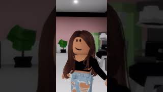 Friseur 😂 roblox alohaleyla [upl. by Dnumsed]