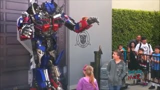 Interactive talking Optimus Prime debuts at Transformers The Ride 3D in Universal Studios Hollywood [upl. by Nirad]