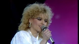 Iveta Bartošová Jitka Zelenková Felix Slováček amp Karel Gott live in Berlin 1987 [upl. by Eenaffit592]