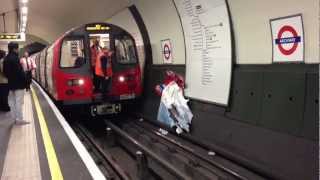 Underground Advertisement Rescue in Archway Station [upl. by Mata]