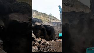 The huge rock collapse shocked the heavy equipment operator excavatorworking sandmining bigstone [upl. by Eloc]