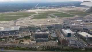 Landung in Frankfurt mit Flughafenblick  gleichzeitig landet ein anderes Flugzeug [upl. by Laven127]