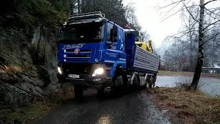 Tatra Phoenix beim Baggertransport [upl. by Hazelton]