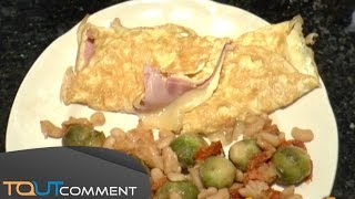 Réussir une omelette au jambon et au fromage [upl. by Ahsinned906]