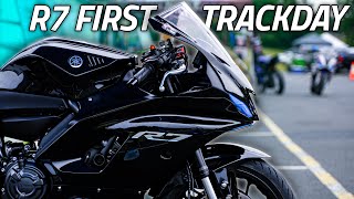 First Trackday on the NEW R7 [upl. by Akanke]