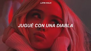 Romeo Santos  La Diabla Letra [upl. by Abana399]