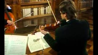 Mozart Streichquartett d Moll KV 421 Hagen Quartett [upl. by Hartwell]