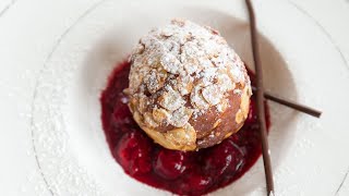 Gebackener Eisknödel mit Himbeerragout  7Hauben [upl. by Janette]