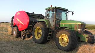 John Deere 7700 and Vicon Fastbale [upl. by Acimahs]