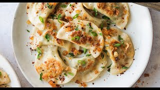 Hausgemachte Polnische Pierogi Rezept 🥰 Gefüllte Teigtaschen aus der Polnischen Küche [upl. by Yrehcaz451]