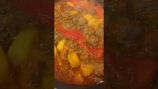 Tajine pomme de terre boulettes de viande hachée et poivrons avec piment liker abonnezvous 👍👍👍 [upl. by Ariayek61]