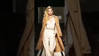 Elisabetta Franchi 🤯 stole the show 💥elisabetta fashion model supermodel runwaymodel catwalk [upl. by Pirozzo211]